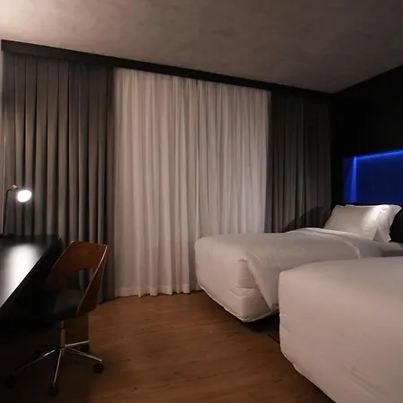 Park Plaza Moinhos Porto Alegre Hotel Exterior photo